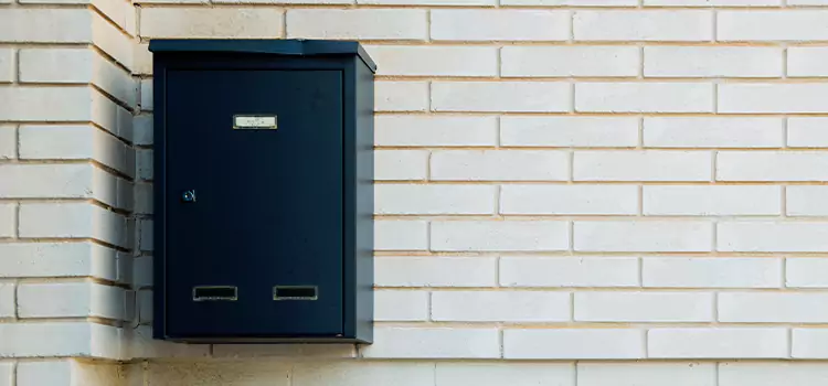 Mailbox Lock Repair Val-des-Monts